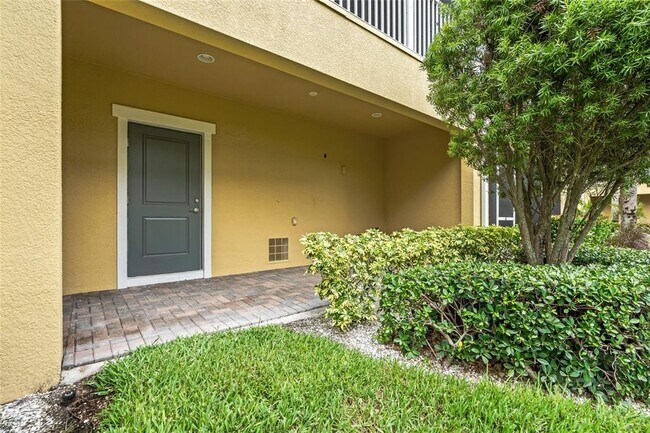 Building Photo - 3162 Moorings Dr S