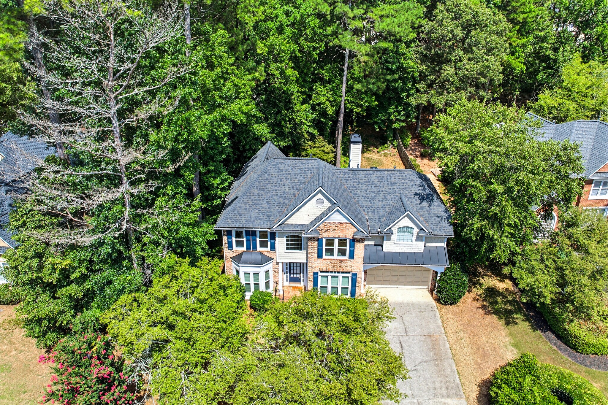 Building Photo - 5008 Highland Oaks Ct SE