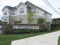 Building Photo - 302 Campus Walk Trl