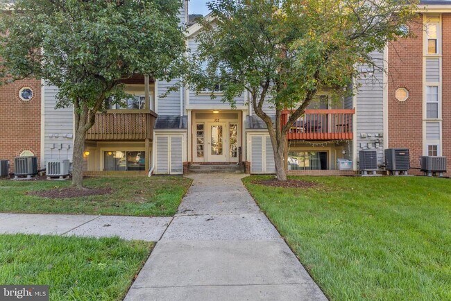 Primary Photo - 103 Three Coin Way