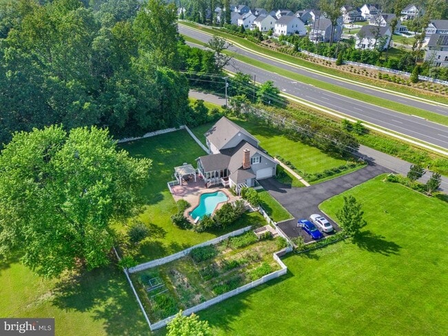Building Photo - 7020 Venus Ct