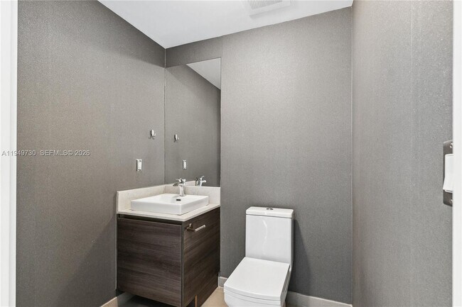 Building Photo - 1080 Brickell Ave