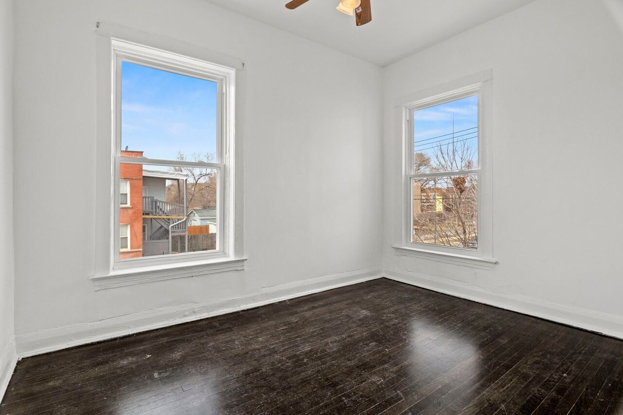 Building Photo - 3358 W Lexington St
