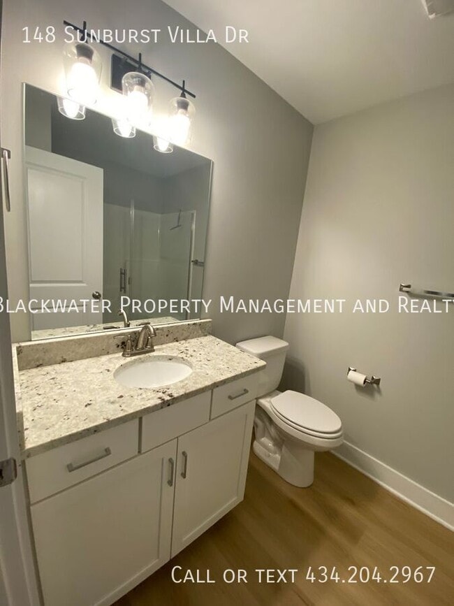 Building Photo - 148 Sunburst Villa Dr