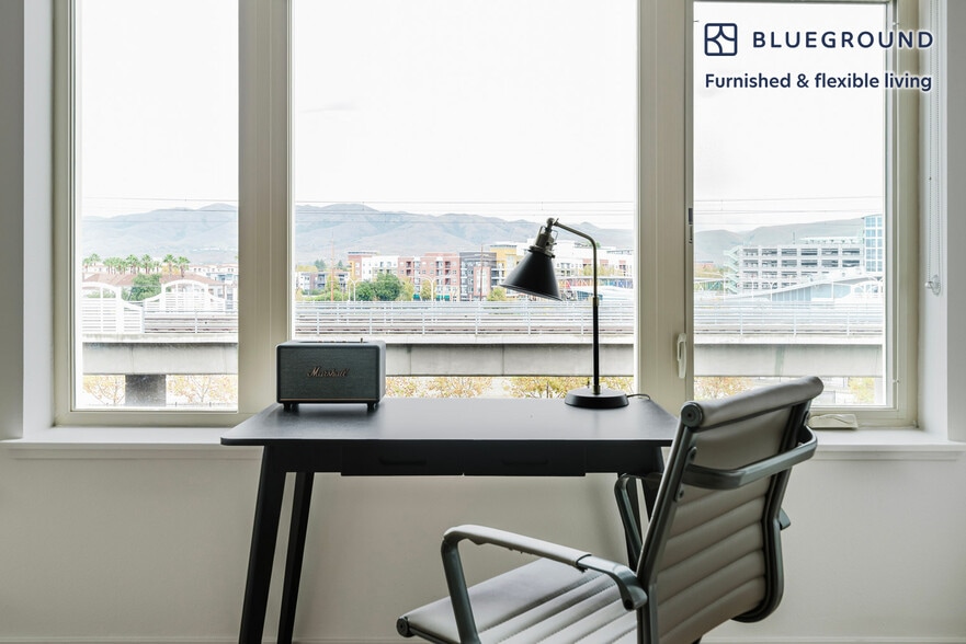 Building Photo - 650 E Capitol Ave