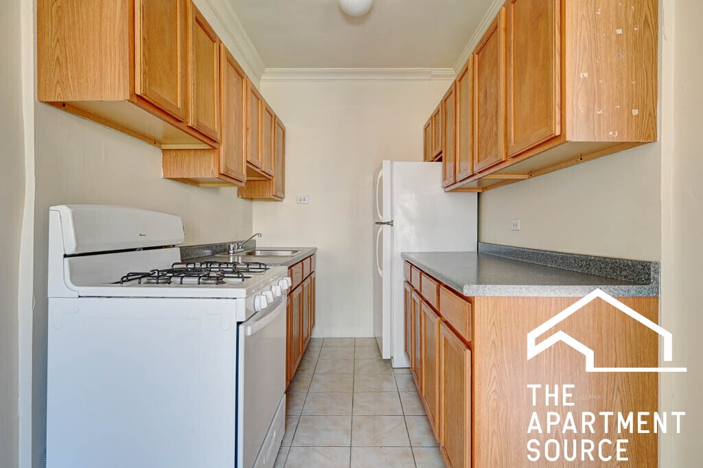 Building Photo - 1154 N Dearborn St