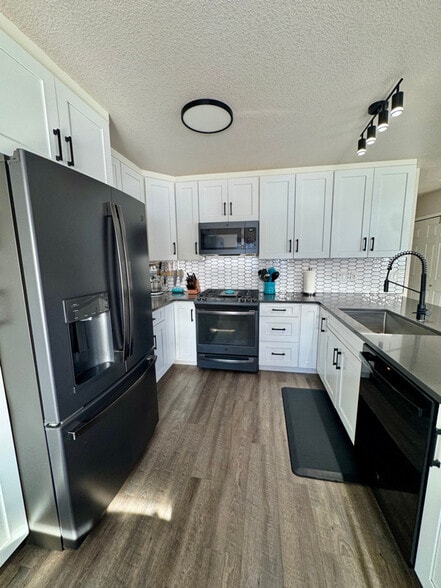 Building Photo - 4526 Ryder Dr