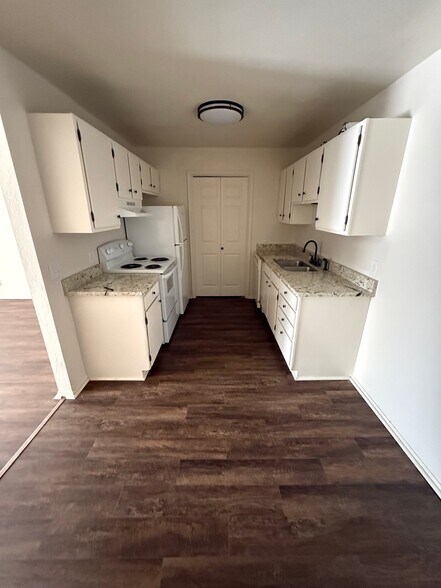 Building Photo - 4507 Coronado Ave