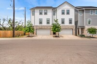 Building Photo - 21411 Sir Walter Ln