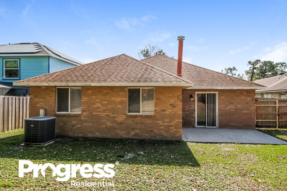Building Photo - 1053 Brielle Ave