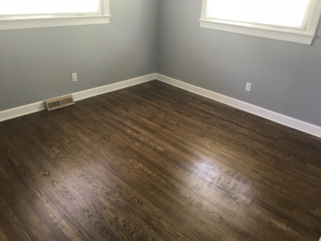 Building Photo - 1209 Clifton St