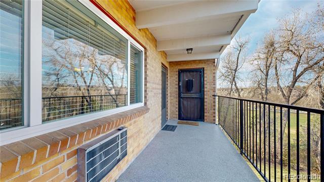 Building Photo - 800 W Belleview Ave