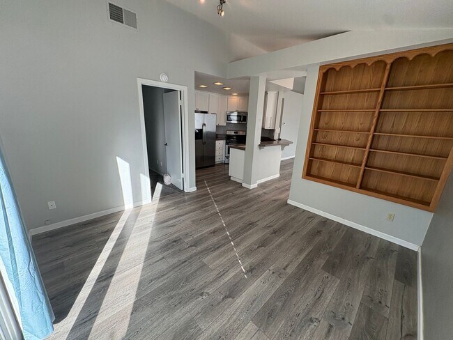 Building Photo - Cozy 3 Bed 2 Bath Home in Brentwood