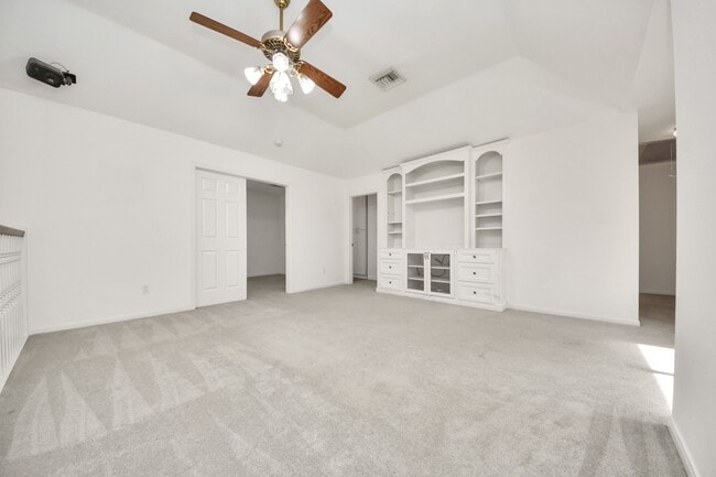 Building Photo - 3912 Ruskin St