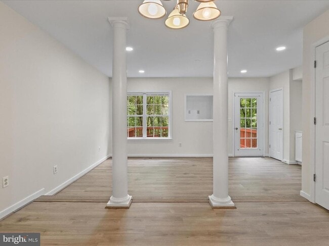 Building Photo - 109 Donelson Loop
