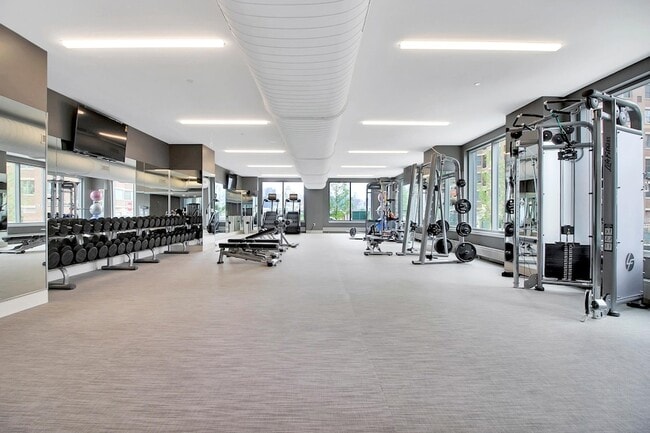 Building Photo - 9 Ave at Port Imperial