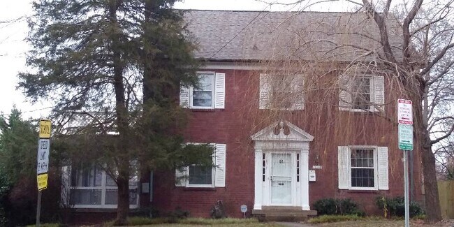 Primary Photo - Classic Shepherd Park Home - Unfurnished
