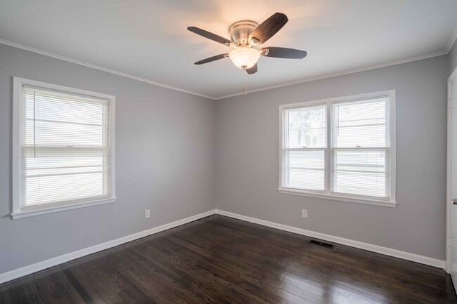 Building Photo - Charming Newly Renovated 3-Bedroom Home in...