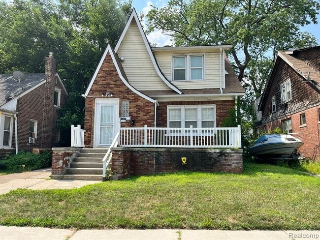 Building Photo - 15863 Kentucky St