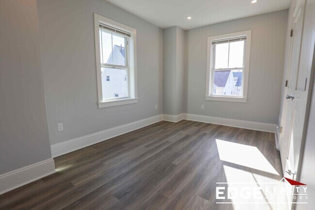 Building Photo - Allston 4 Bed Townhouse – 3 Bath – W/D in Unit – Parking – No Fee – 9/1