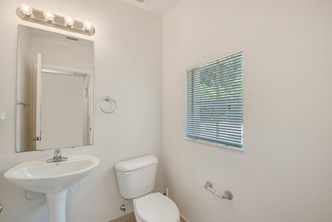 Building Photo - 4102 Emerald Vista