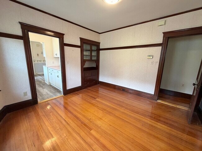 Building Photo - 115 Beech St