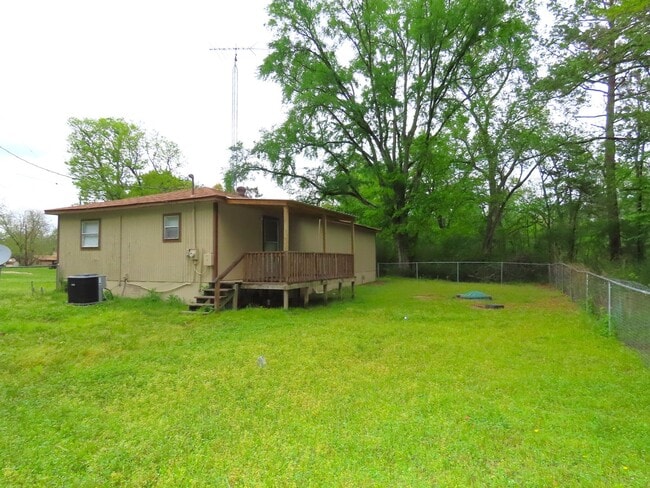 Building Photo - Country Living-Water Included! 2 Bedroom Home