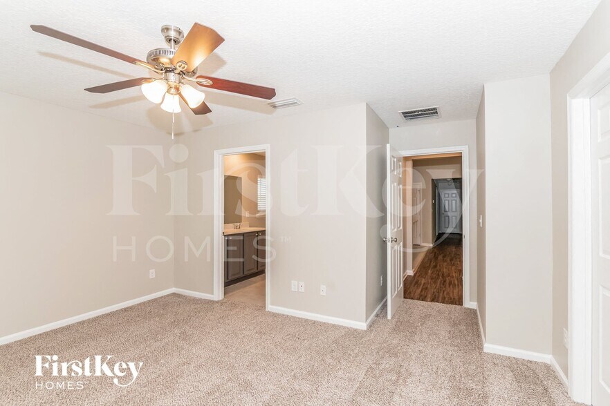 Building Photo - 9745 Bridgeway Ave