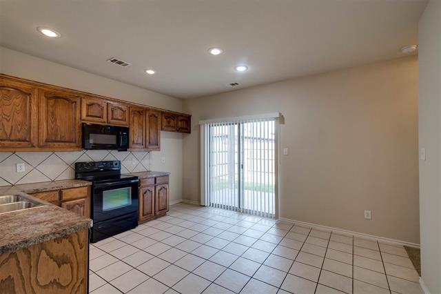Building Photo - 10860 Hawks Landing Rd