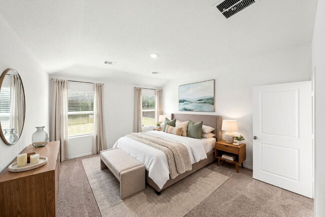 Building Photo - Ready NOW! Greenbelt Wooded Views