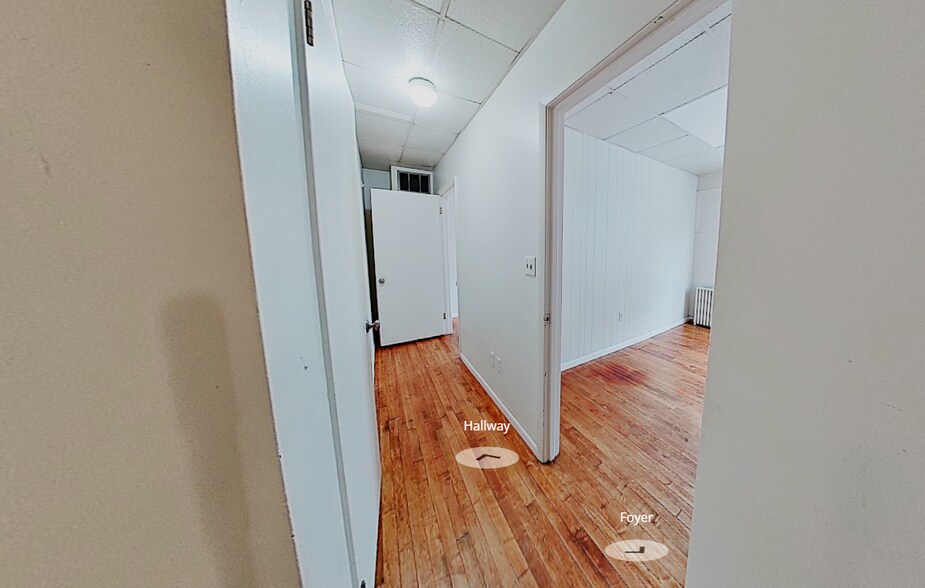 Building Photo - 507 N Linn St