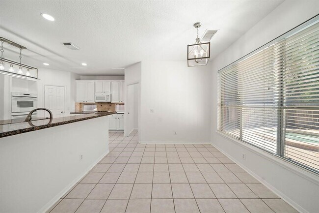 Building Photo - 23202 Sawleaf Cir