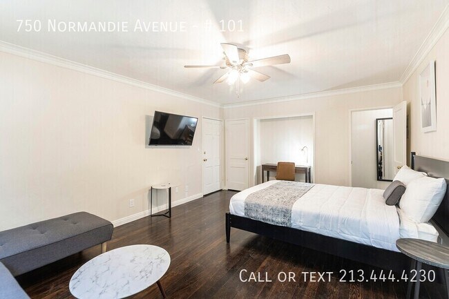 Building Photo - 750 Normandie Ave