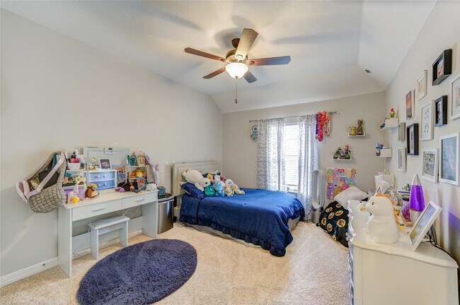 Building Photo - 5318 Pebble Way Ln