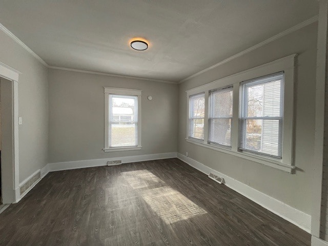 Building Photo - 230 E Victoria St