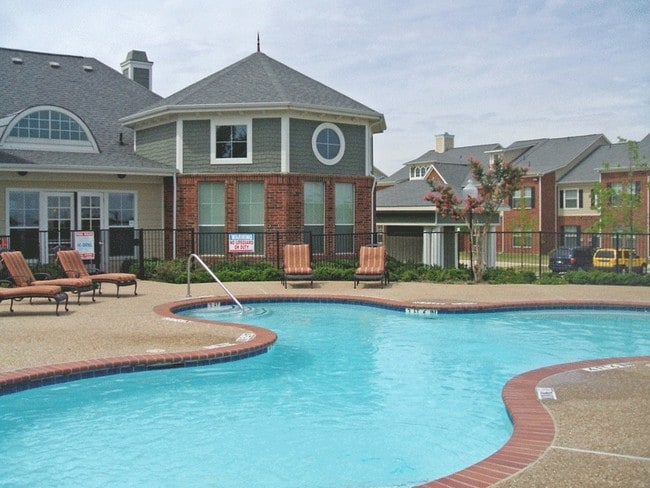 Building Photo - 2560 Tower Ridge Dr