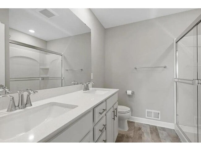 Building Photo - 23310 Amber Dr