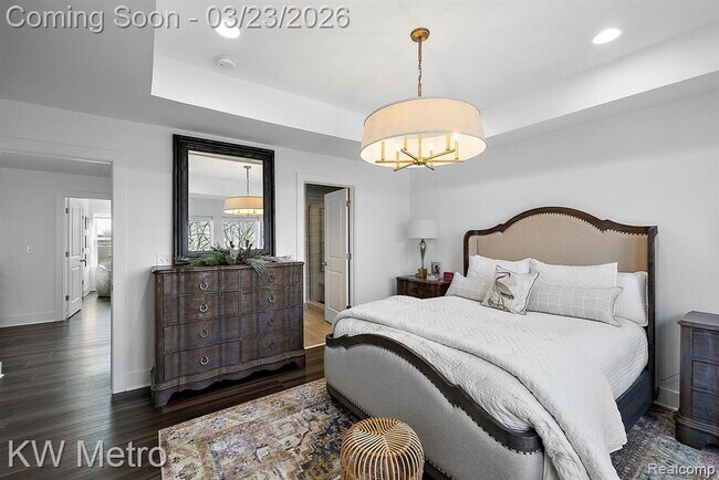 Building Photo - 5931 Stella Dr