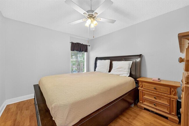 Building Photo - 1400 Holly Glen Run