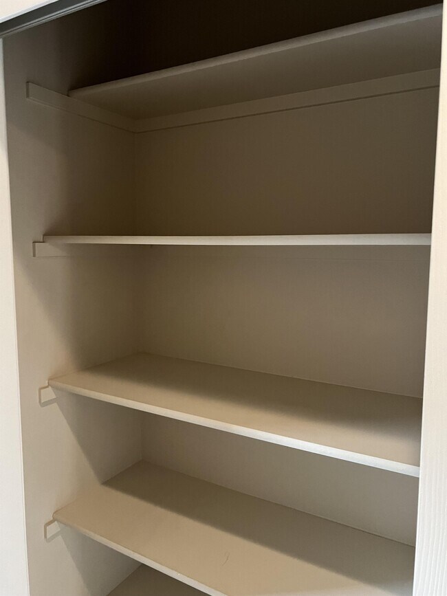 Building Photo - 4321 Paulson Ln