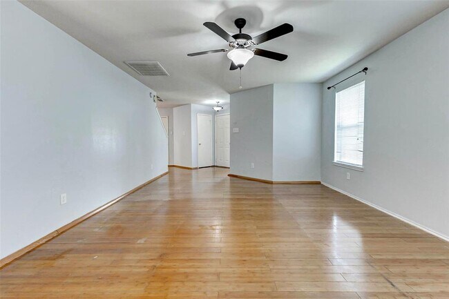 Building Photo - 4722 Windy Cypress Ct