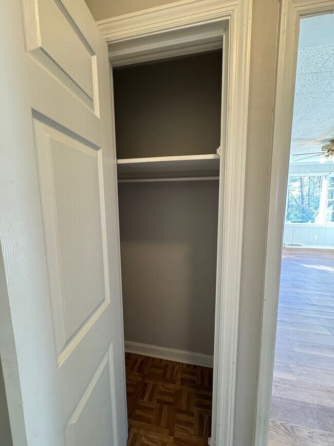 Building Photo - East AVL - Two Bedroom Apartment with Large Basement