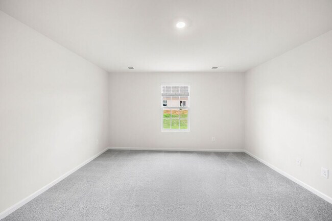 Building Photo - 115 Broadtree Cir