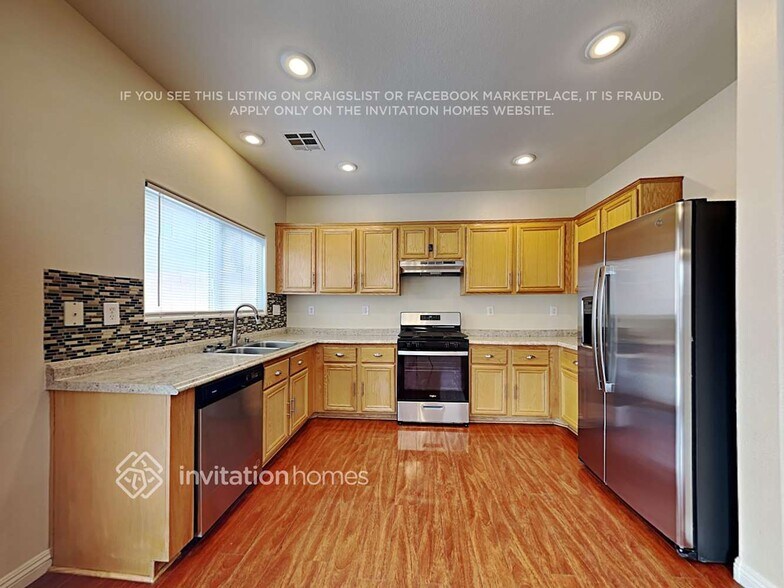 Building Photo - 2609 Courlan Dr