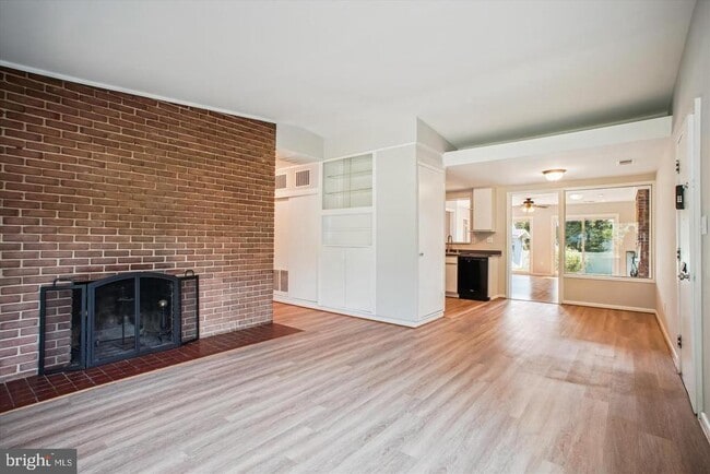 Building Photo - 3135 Manor Rd