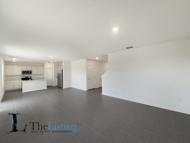 Building Photo - 4810 Katrina Dr