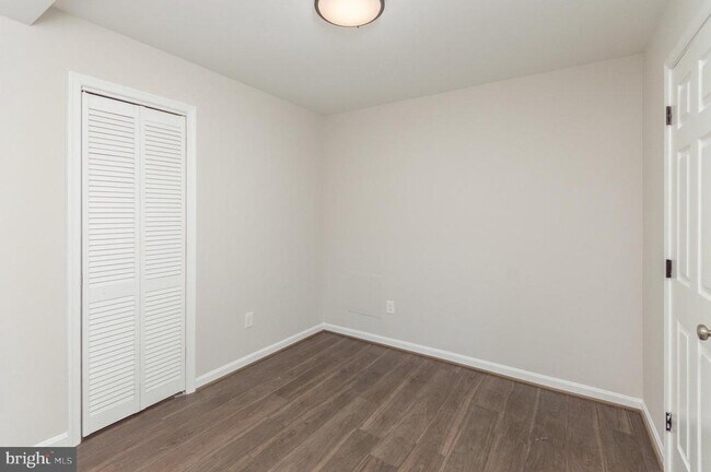 Building Photo - 6619 Sky Blue Ct