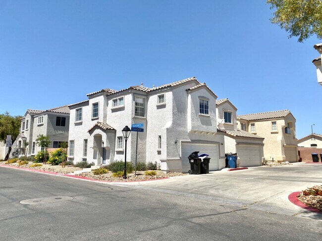 Building Photo - 2608 Commitment Ct