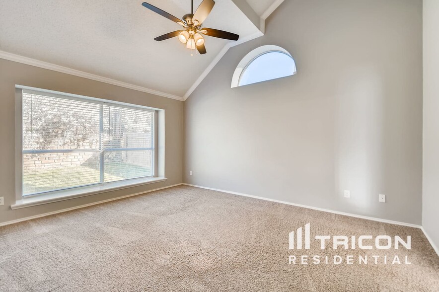 Building Photo - 3705 Aldersyde Dr
