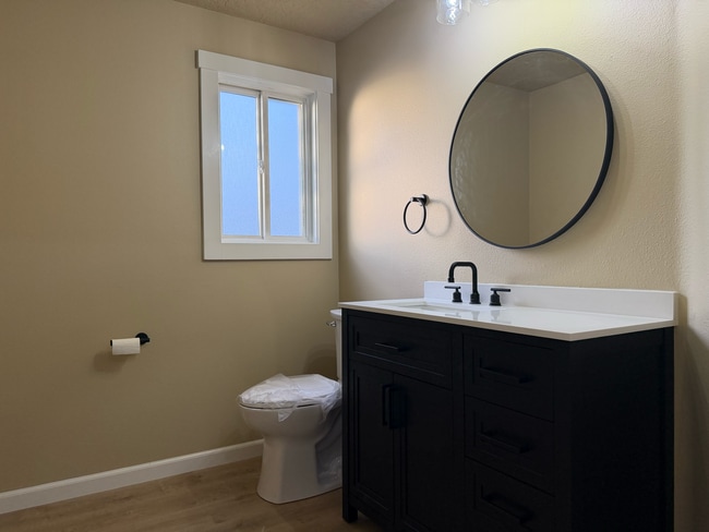 Building Photo - 919 Cove Arm Cir